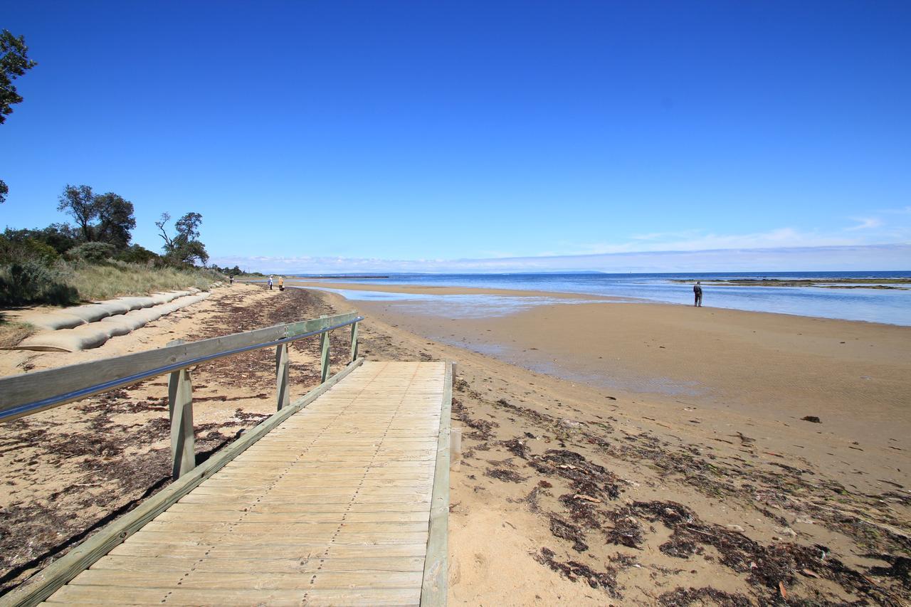 Beaumaris Bay Motel Bagian luar foto