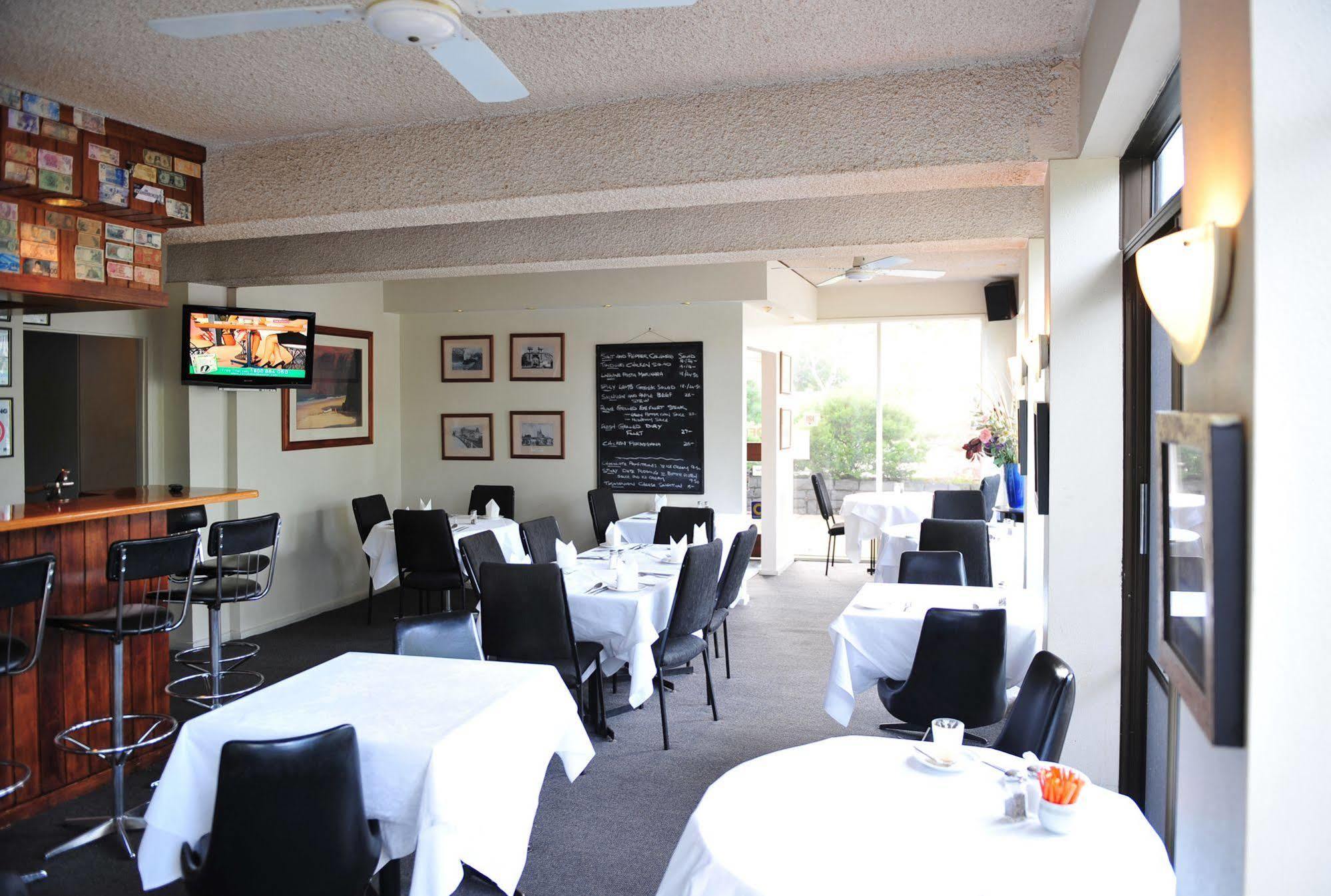 Beaumaris Bay Motel Bagian luar foto