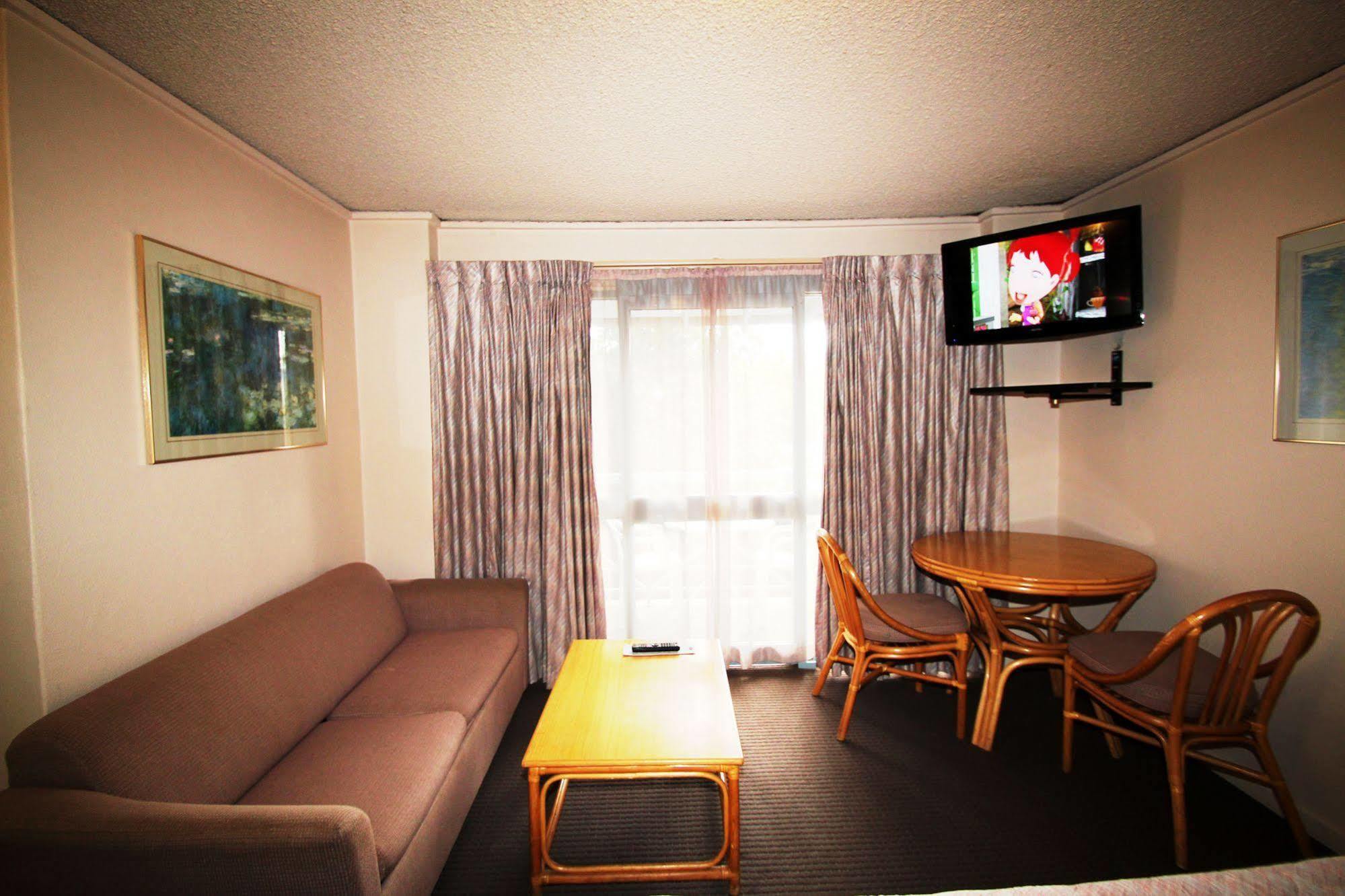 Beaumaris Bay Motel Bagian luar foto