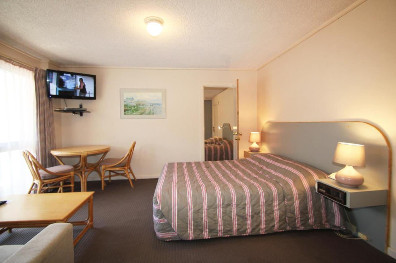Beaumaris Bay Motel Bagian luar foto